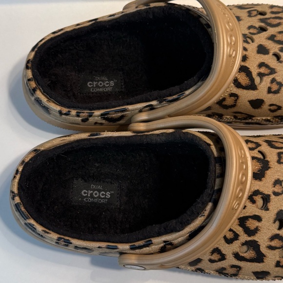 Crocs Fleece Lined Leopard Animal Print Clogs Unisex Size Men 8 /Women 10 - Picture 5 of 7